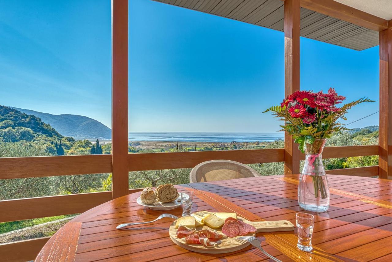 Two Bedroom House With Sea View Maj ブルヤリッツァ エクステリア 写真