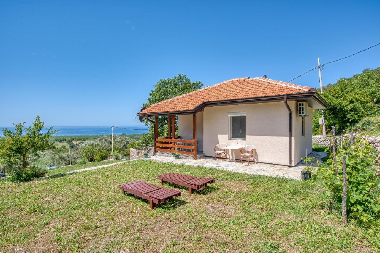Two Bedroom House With Sea View Maj ブルヤリッツァ エクステリア 写真